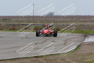 media/Jan-15-2023-CalClub SCCA (Sun) [[40bbac7715]]/Group 2/Qualifying (Sweeper)/